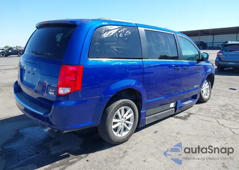 2018 Dodge Grand Caravan Sxt z USA, uszkodzony, nr VIN 2C7WDGCG2JR276836